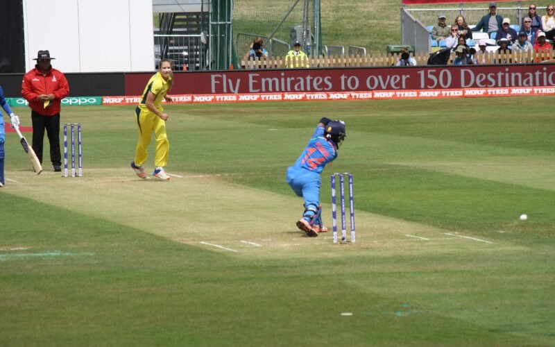 Punam Raut batting at the 2017 Women's Cricket World Cup (Wikimedia Commons file IMG_2691)